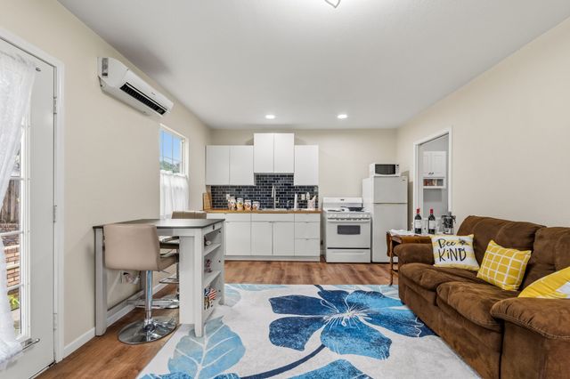 703 Horizon Drive, Murphy, TX 75094