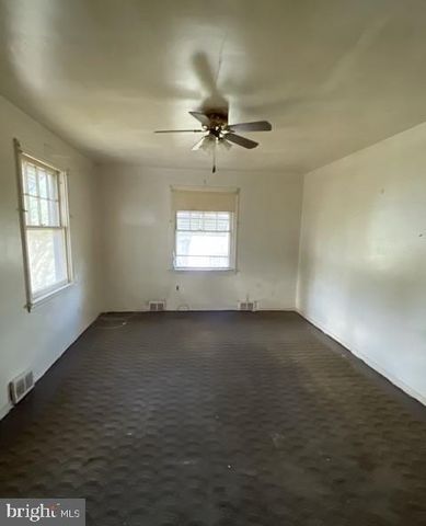 2148 BARTRAM AVE, Atco, NJ 08004