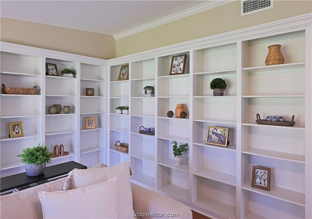 1712 Glade Street, College Station, TX 77840