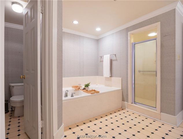 1712 Glade Street, College Station, TX 77840