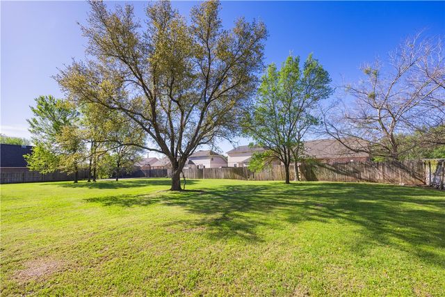 1712 Glade Street, College Station, TX 77840