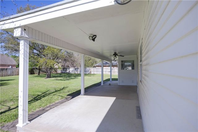 1712 Glade Street, College Station, TX 77840