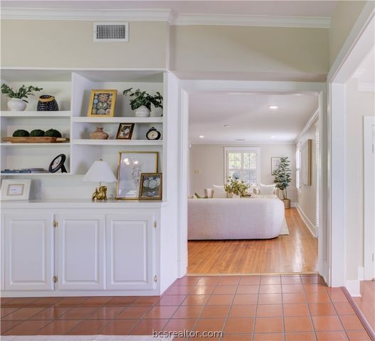 1712 Glade Street, College Station, TX 77840