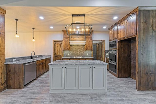 974 County Street 2984, Blanchard, OK 73010