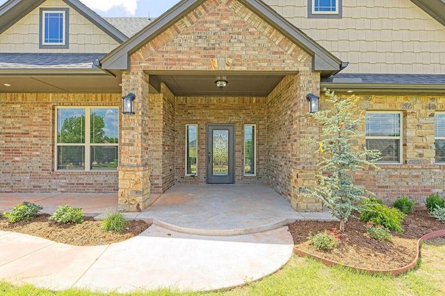 974 County Street 2984, Blanchard, OK 73010