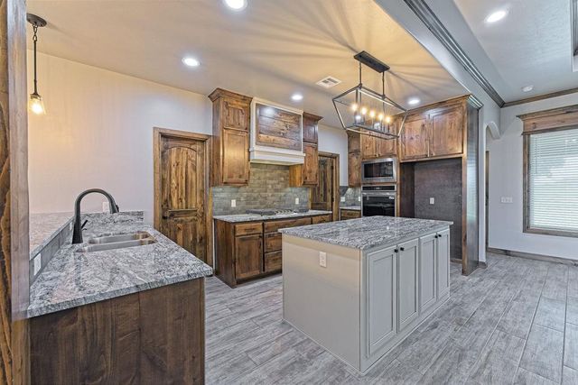 974 County Street 2984, Blanchard, OK 73010