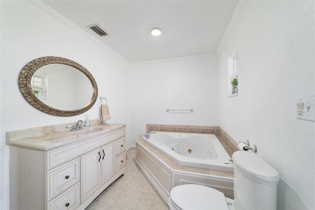 5200 NE 25TH AVENUE, Ocala, FL 34479