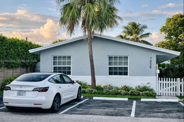 1529 SW 22nd Street 1, Fort Lauderdale, FL 33315