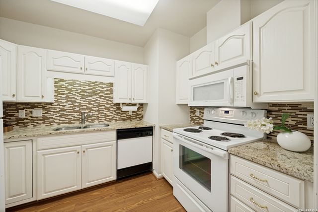 1 Towers Park Ln Apt 413, San Antonio, TX 78209