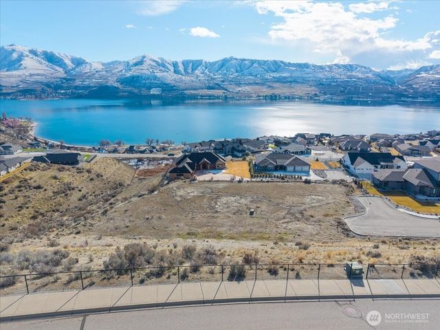270 Crystal View Drive, Chelan, WA 98816