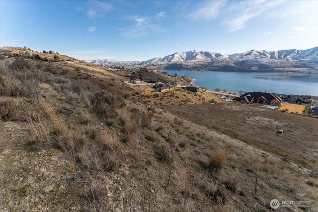 270 Crystal View Drive, Chelan, WA 98816