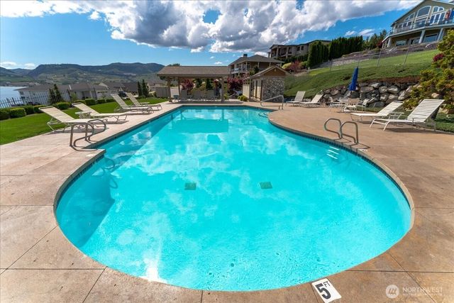 270 Crystal View Drive, Chelan, WA 98816