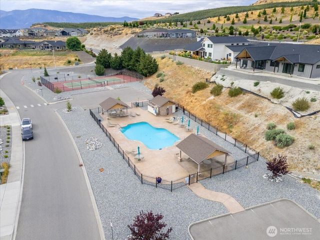 270 Crystal View Drive, Chelan, WA 98816