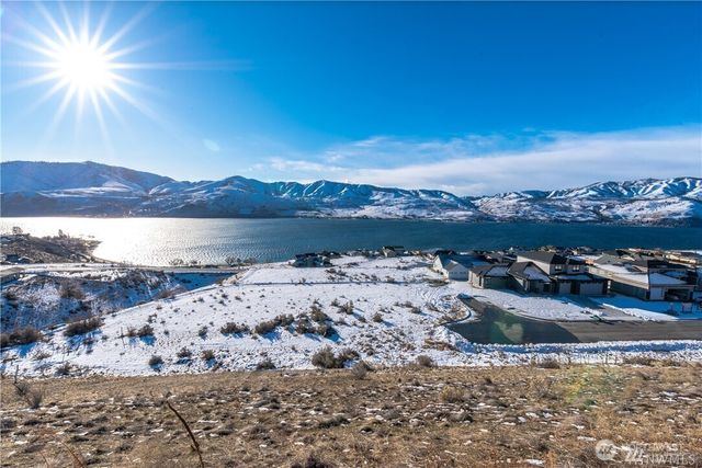 270 Crystal View Drive, Chelan, WA 98816