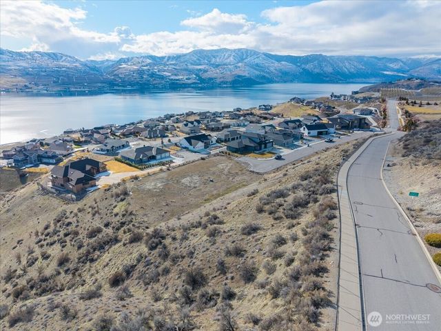 270 Crystal View Drive, Chelan, WA 98816