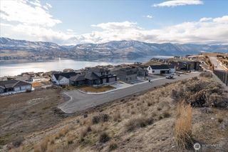 270 Crystal View Drive, Chelan, WA 98816