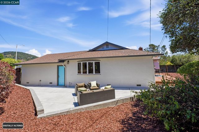 3307 Ahern Ct, Richmond, CA 94803