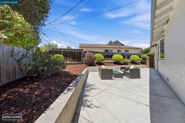3307 Ahern Ct, Richmond, CA 94803