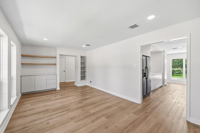 13703 Fernhill Drive, Sugar Land, TX 77498
