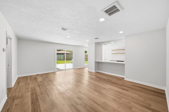 13703 Fernhill Drive, Sugar Land, TX 77498