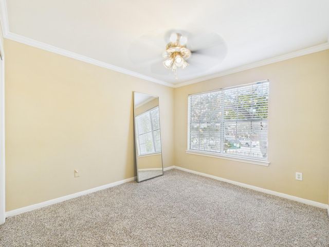 501 W 26th ST 116, Austin, TX 78705