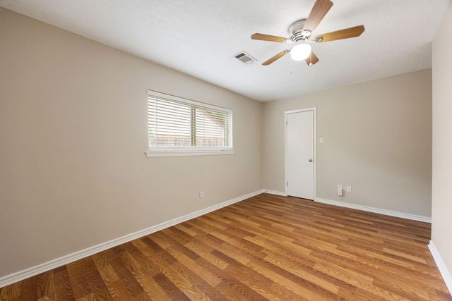 9238 Rockhurst Drive, Houston, TX 77080