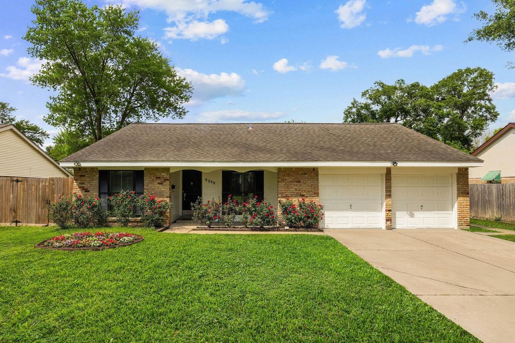 9238 Rockhurst Drive, Houston, TX 77080