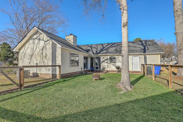 28 Fieldfare Way, Charleston, SC 29414