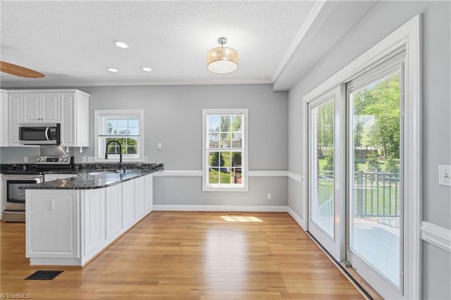 4505 Eden Terrace Drive, Kernersville, NC 27284