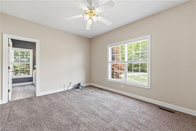 4505 Eden Terrace Drive, Kernersville, NC 27284