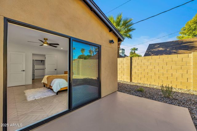 1540 E CHEERY LYNN Road, Phoenix, AZ 85014