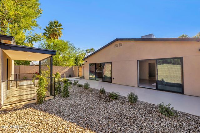1540 E CHEERY LYNN Road, Phoenix, AZ 85014