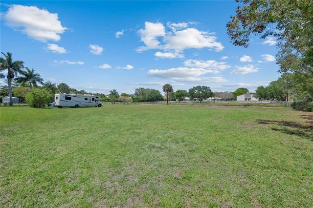 1441 San Marcos BLVD, Naples, FL 34104