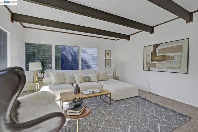 6956 6956 Sayre Drive, Oakland, CA 94611