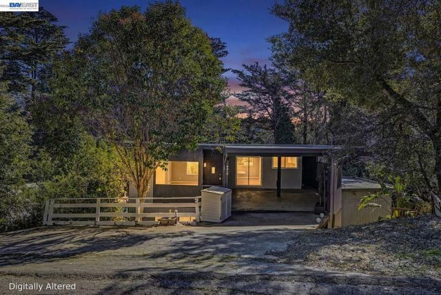 6956 6956 Sayre Drive, Oakland, CA 94611