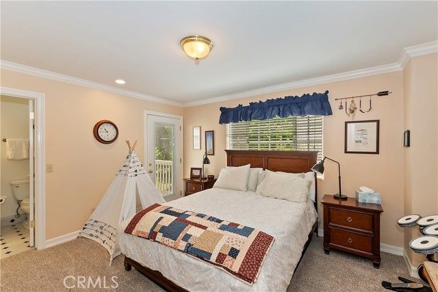 27781 St Bernard Lane, Lake Arrowhead, CA 92352