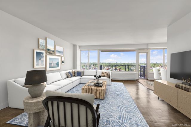 166-25 powells cove Boulevard 17G, Beechhurst, NY 11357