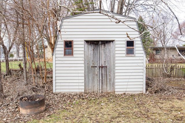 1380 LAKEVIEW LANE, Menasha, WI 54952