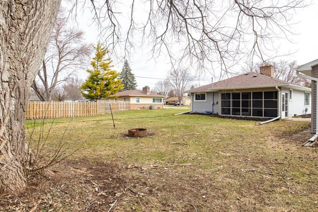 1380 LAKEVIEW LANE, Menasha, WI 54952