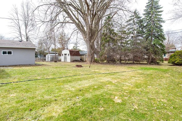 1380 LAKEVIEW LANE, Menasha, WI 54952