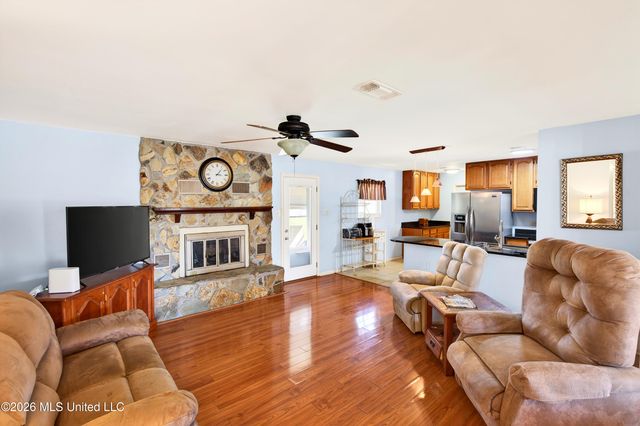 3408 Beachview Drive, Ocean Springs, MS 39564