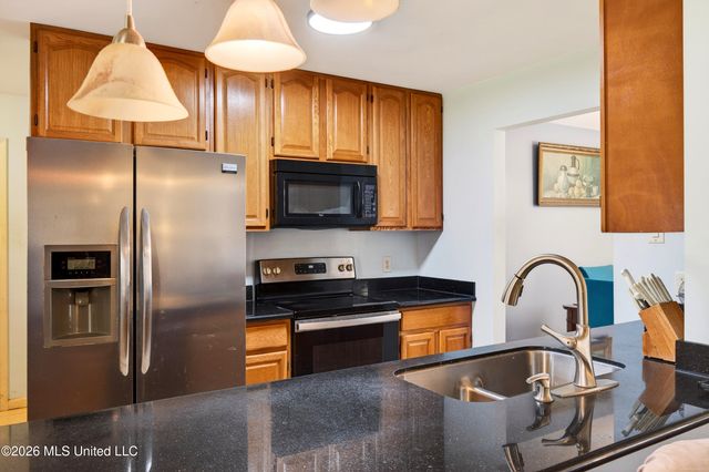 3408 Beachview Drive, Ocean Springs, MS 39564