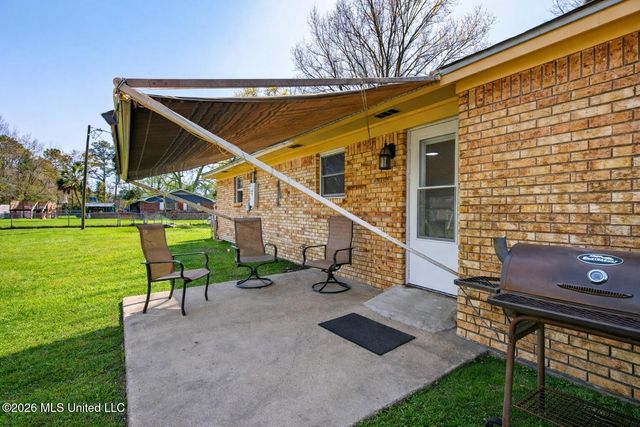 3408 Beachview Drive, Ocean Springs, MS 39564