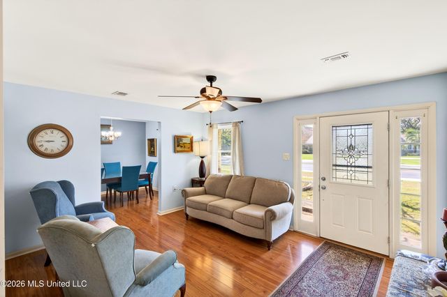 3408 Beachview Drive, Ocean Springs, MS 39564