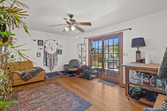 2826 W Green Tree ROAD, Glendale, WI 53209