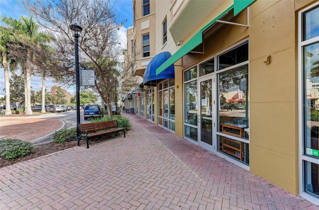 6518 FIELD SPARROW GLEN, Lakewood Ranch, FL 34202