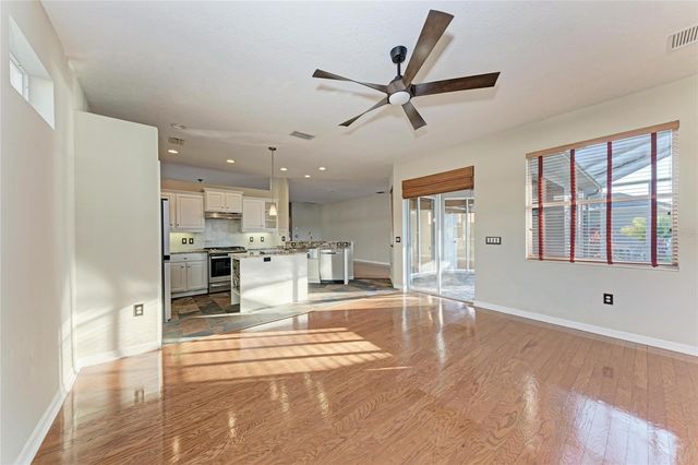 6518 FIELD SPARROW GLEN, Lakewood Ranch, FL 34202