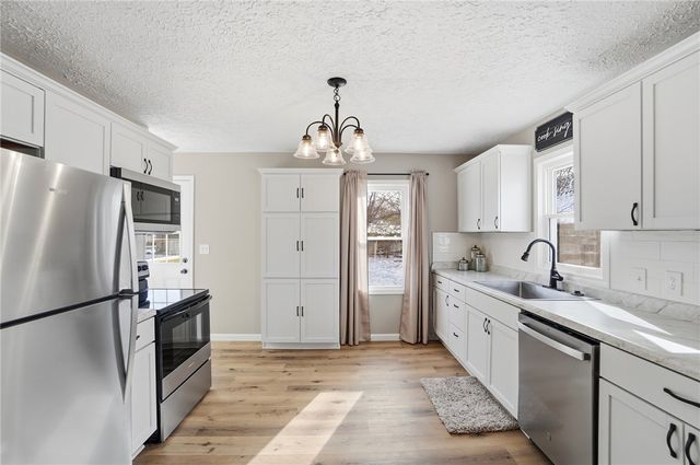 3221 Yankee Road, Middletown, OH 45044