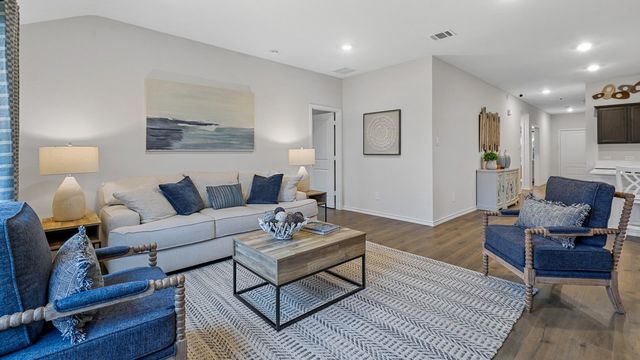 3102 Charleston Drive, Ennis, TX 75119