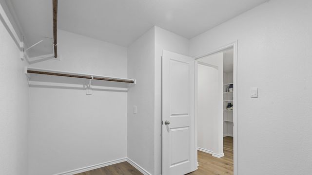 3102 Charleston Drive, Ennis, TX 75119